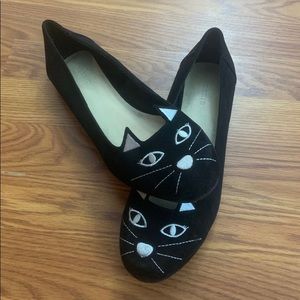 Black cat flats